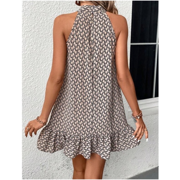 011 Print Ruffle Halter Mini dress - Picture 4 of 4